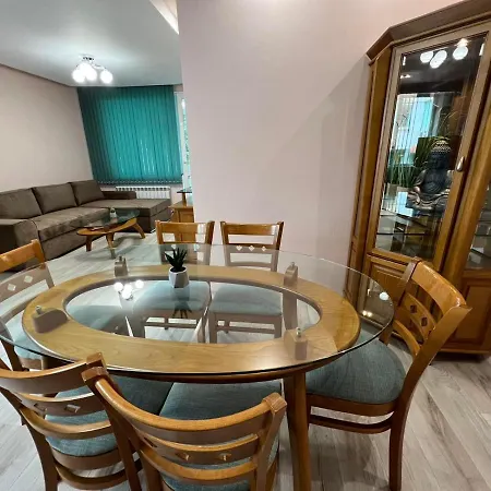 за гости трапезица мак * Tırnova